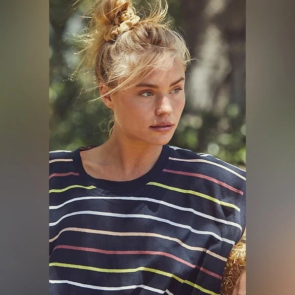 Nwot Free People Rising Tide Printed Relaxed Boxy T-Shirt in
Black/Stripe size S - Picture 4 of 7